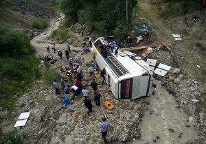 Kaza yerinde can pazarı